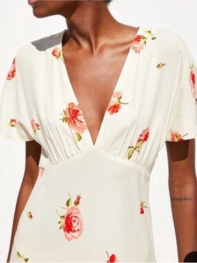 Zara Floral Printed V-Neck Maxi Dress